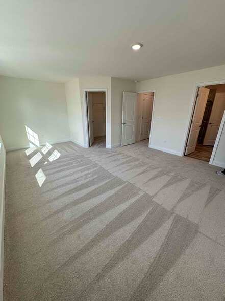 Building Photo - 74 Clear Bead Ct