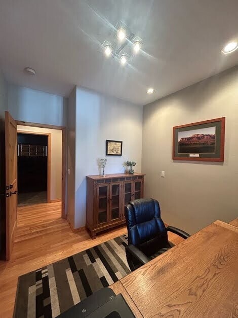 Building Photo - 5092 Mountain Gate Cir