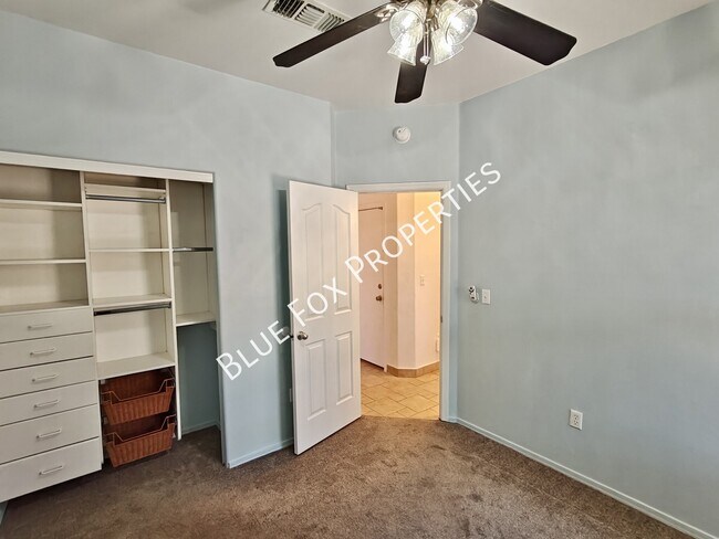Building Photo - 5680 Shady Grove Dr