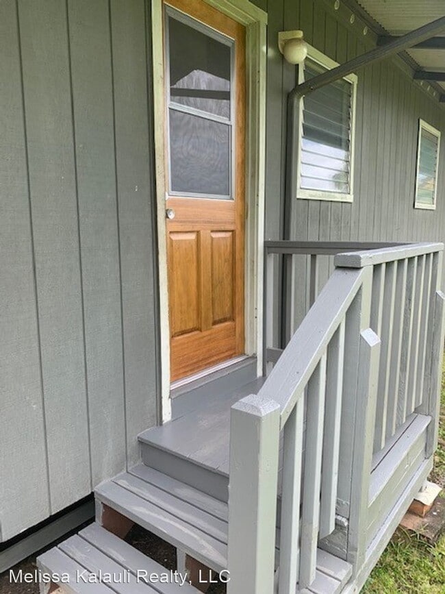 3 br, 2 bath House 305 Kaumana Drive 305 Kaumana Dr Hilo HI 96720