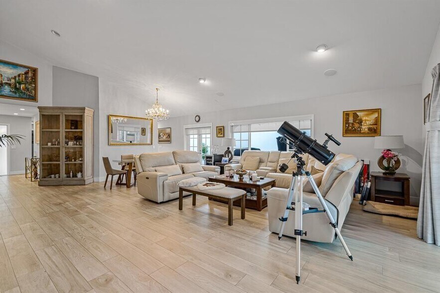 Building Photo - 9937 NW 47th Ter