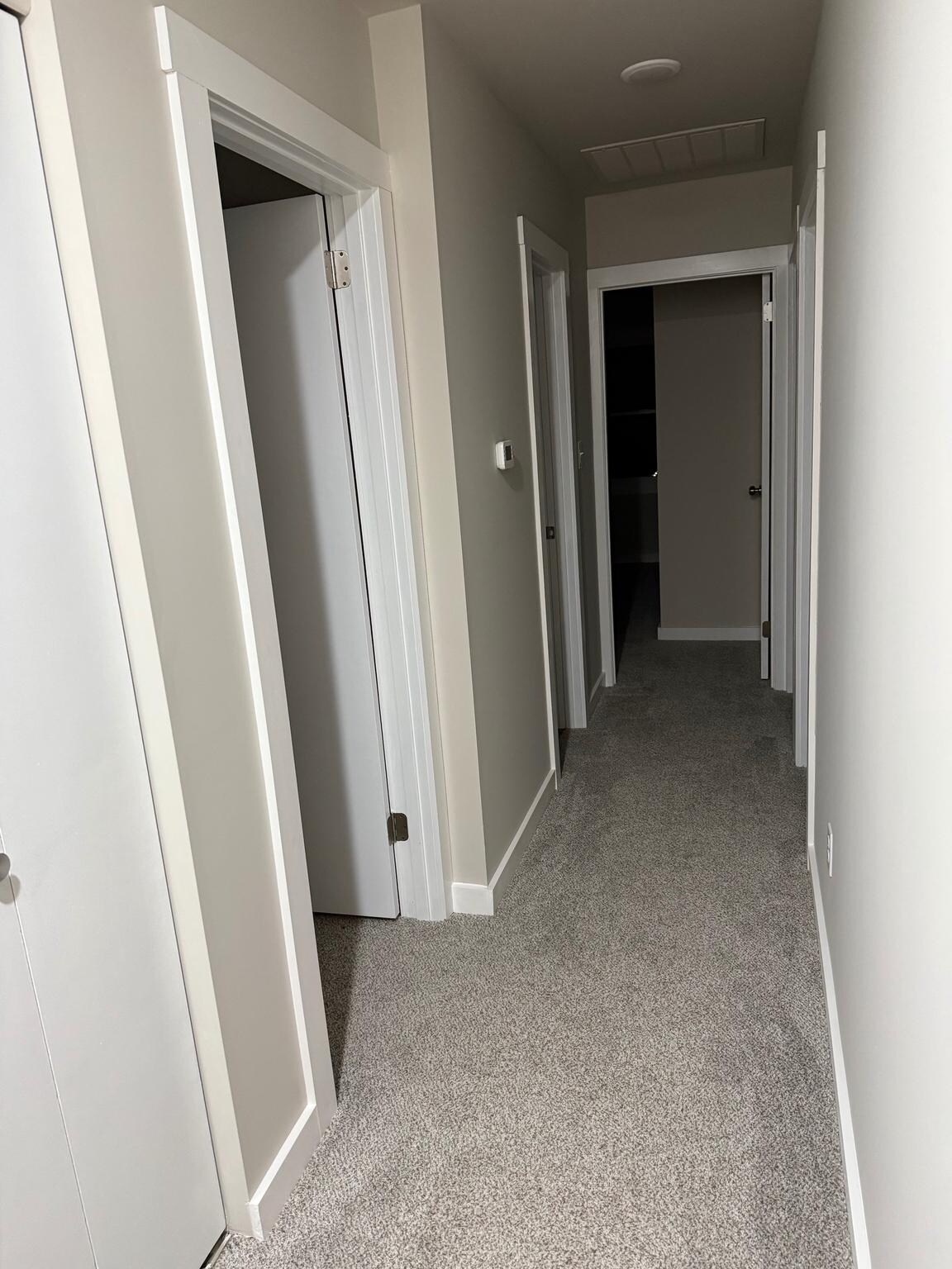 Building Photo - 6580 Fairway Dr W