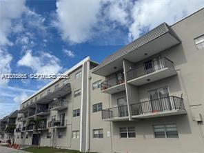 Building Photo - 5100 SW 41st St