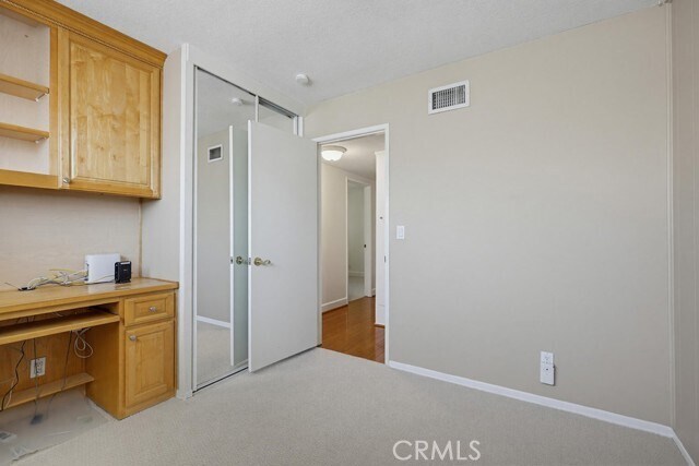 Building Photo - 2705 E Jacaranda Ave