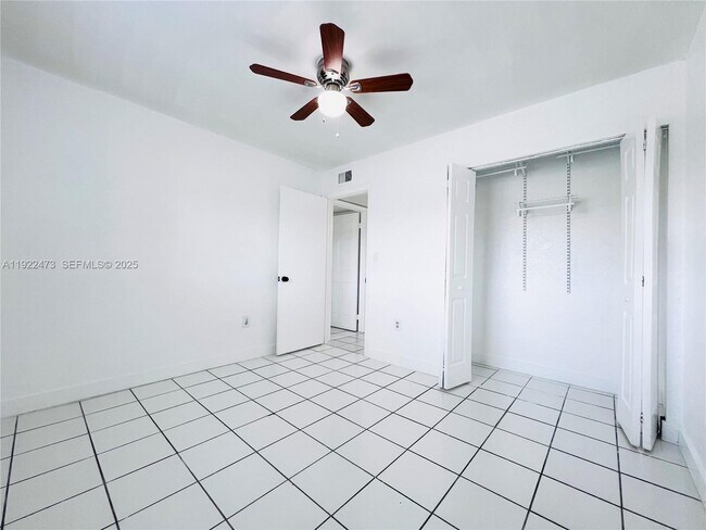 Building Photo - 14020 SW 281st Terrace