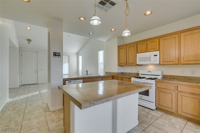 Building Photo - 2832 Glistening Grove Ave