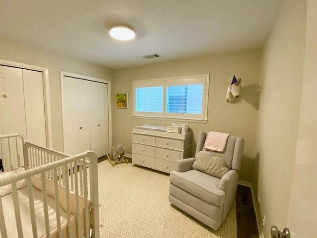 Building Photo - 4223 Lehigh Ave