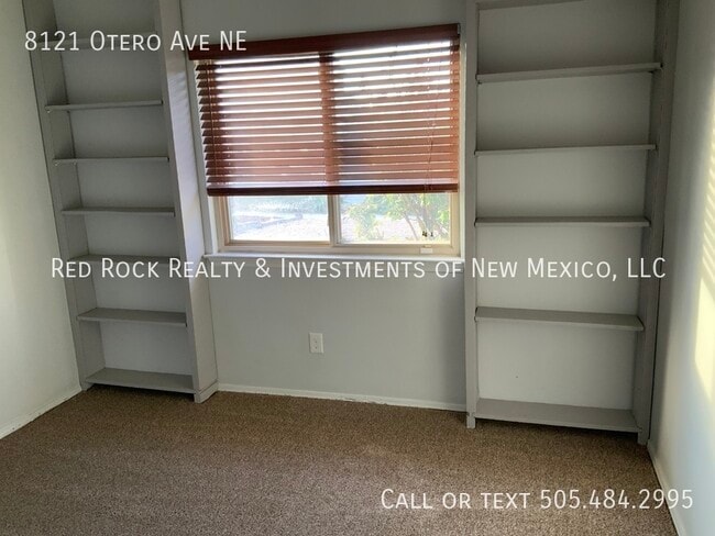 Building Photo - 8121 Otero Ave NE