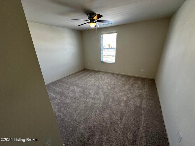 Building Photo - 7628 Fair Ln