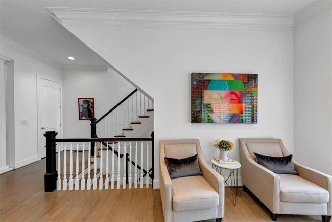 Building Photo - 4222 Rickenbacker Dr NE