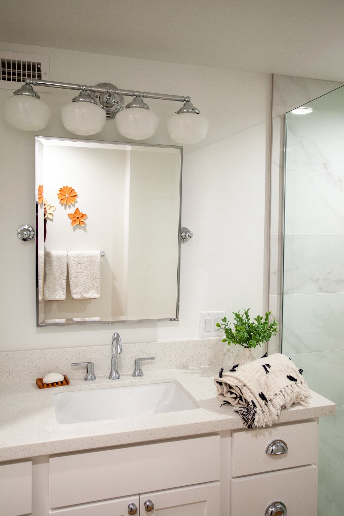 Building Photo - 1804 N Beaver St