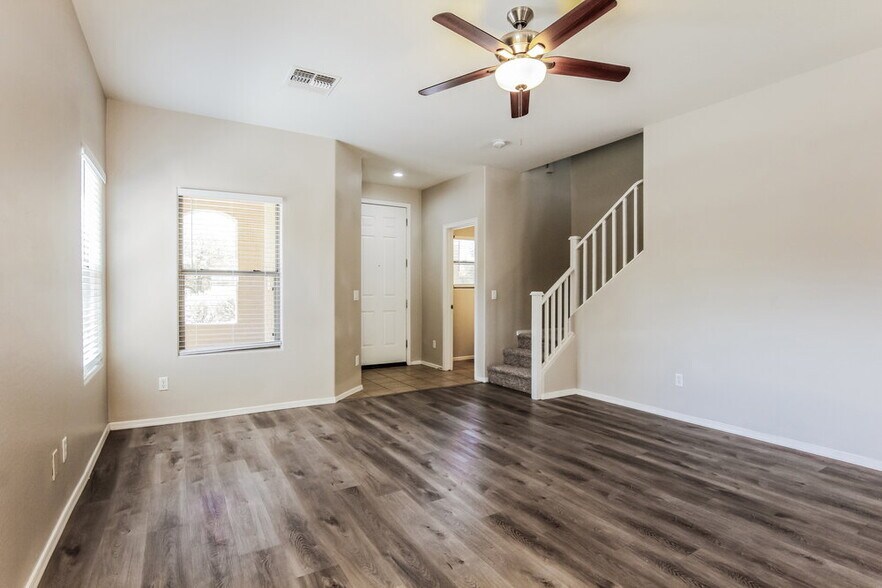 Building Photo - 18514 W Udall Dr