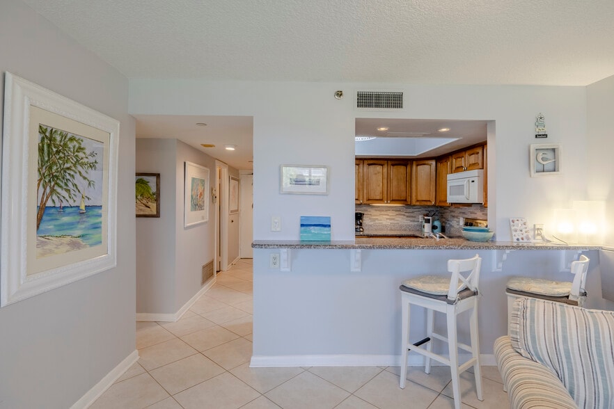 Building Photo - 2800 N Highway A1A
