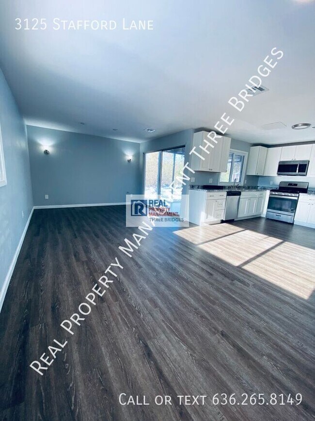 Building Photo - 3125 Stafford Ln