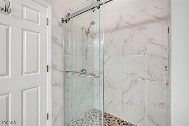 Building Photo - 11041 Iron Horse Way