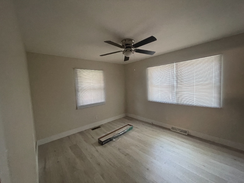 Building Photo - 1805 W William St