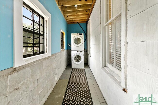 Building Photo - 110 W 31st St