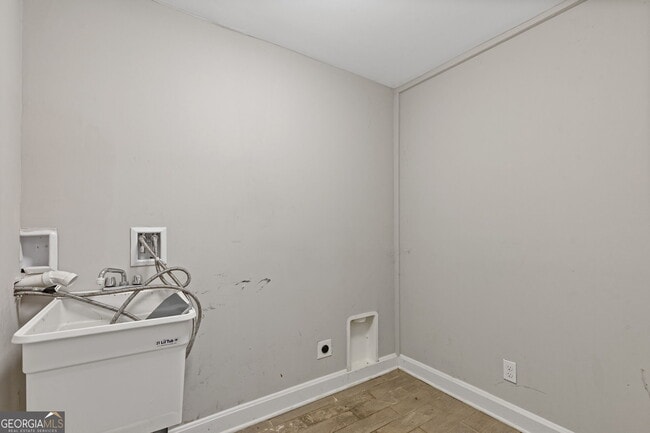 Building Photo - 2779 Horse Shoe Dr