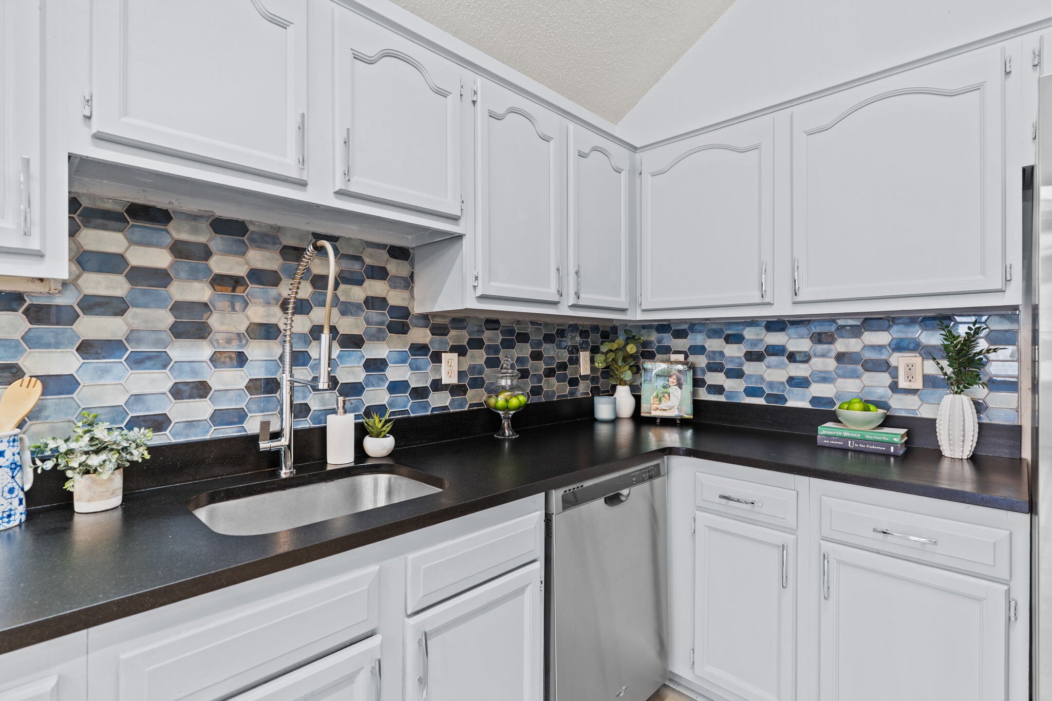 Building Photo - 318 Wright St