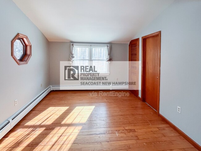 Building Photo - 10 Kelley Rd