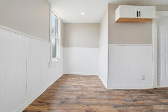 Building Photo - 540 Grand Ave