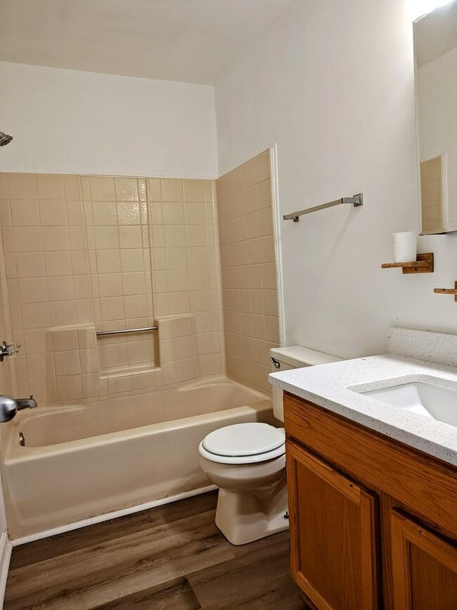 Building Photo - 5361 Gardner Ct