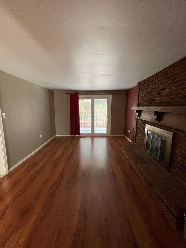 Building Photo - 120 Scottsdale Dr