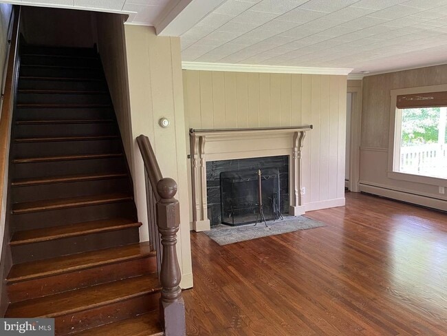 Building Photo - 5646 Merry Oaks Rd