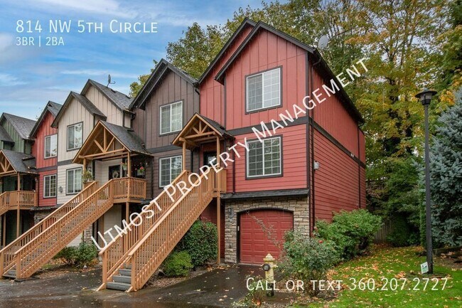 Building Photo - 814 NW 5th Cir