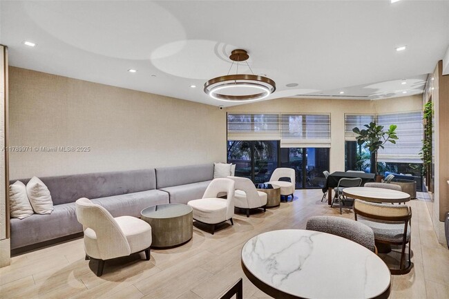 Building Photo - 10175 Collins Ave