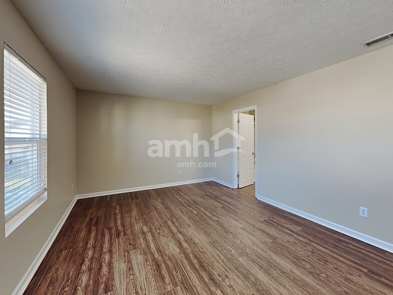 Building Photo - 3457 Black Forest Ln