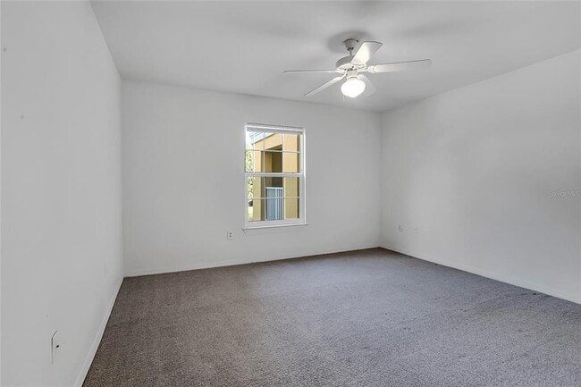 Building Photo - 5467 Vineland Rd