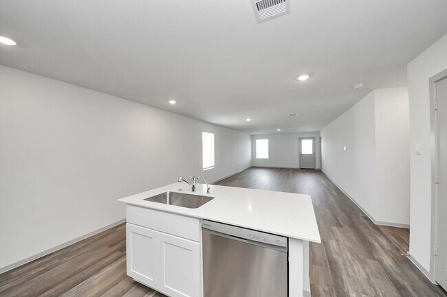 Building Photo - 1027 Bluegill Ln