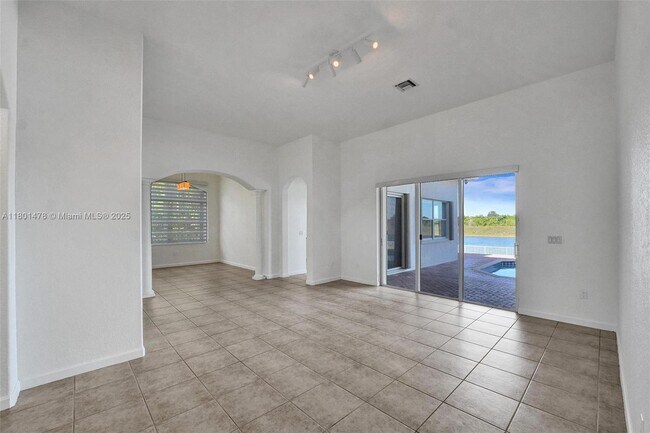 Building Photo - 3360 SW 195th Terrace