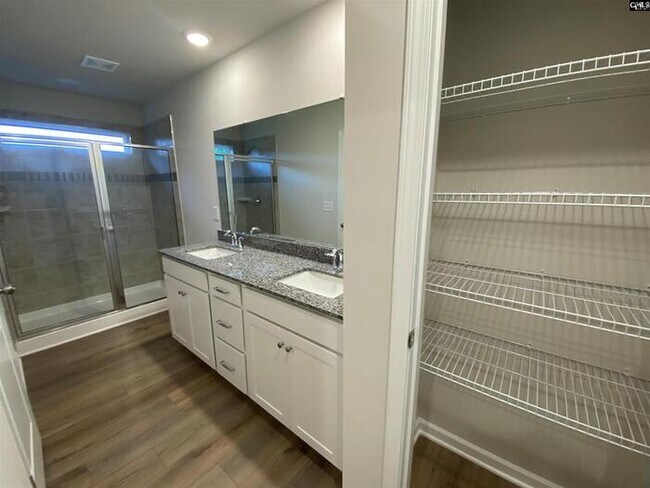 Building Photo - 119 C Triumph Ave.