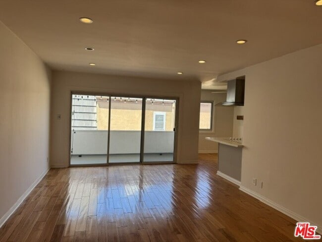 Building Photo - 8710 Delgany Ave