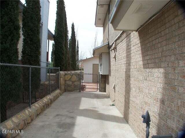 Building Photo - 11670 Helen Wynn Ct