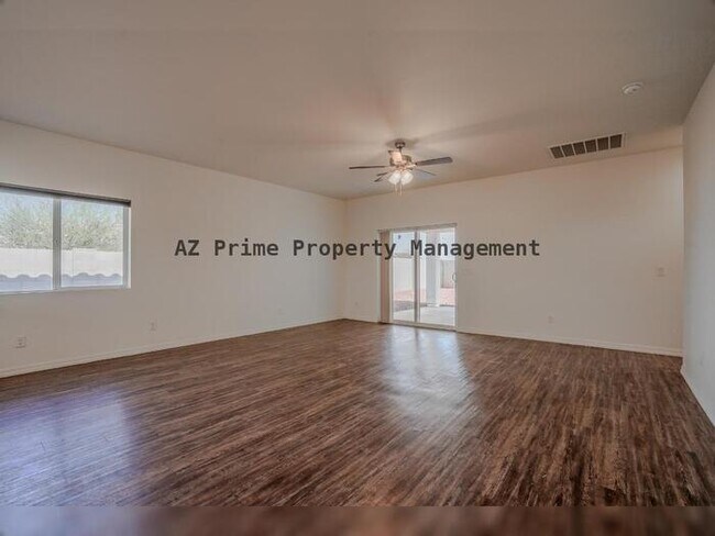Building Photo - 8477 W Concordia Dr