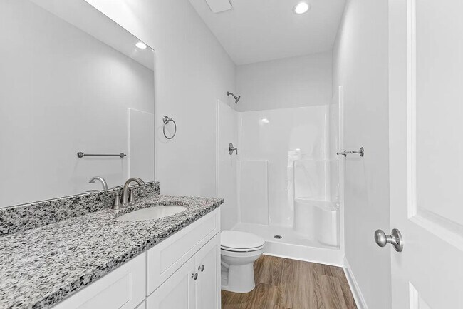 Building Photo - 217 Lenox Cir