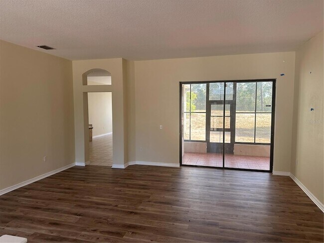 Building Photo - 2988 Howland Blvd