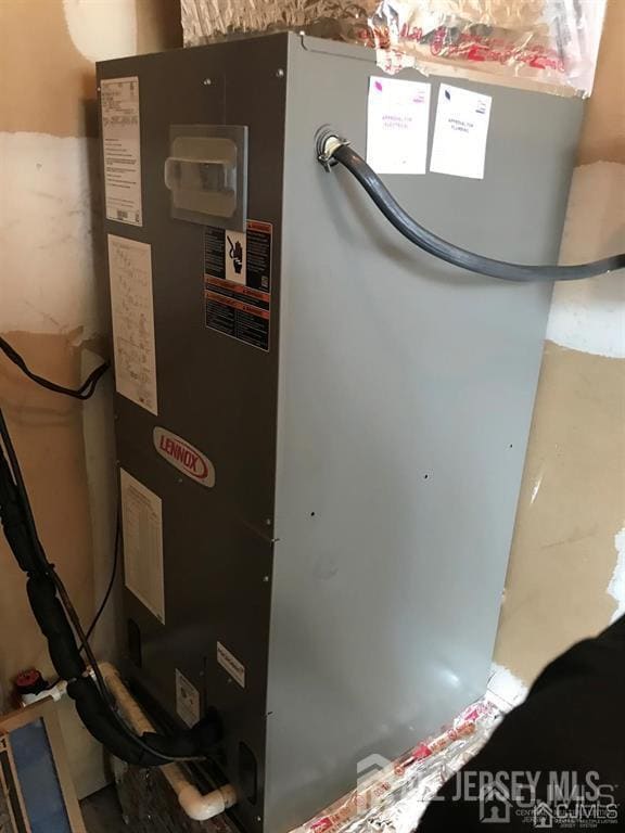 Building Photo - 4811 Ravens Crest Dr