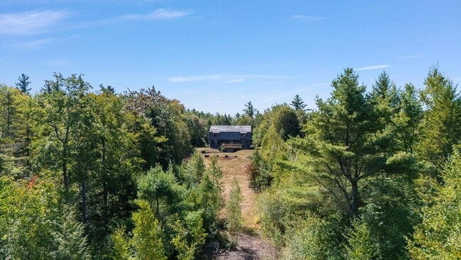 Primary Photo - 868 NH-119