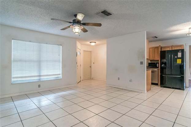 Building Photo - 5010 Larch Ln