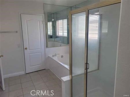 Building Photo - 2825 Plaza del Amo