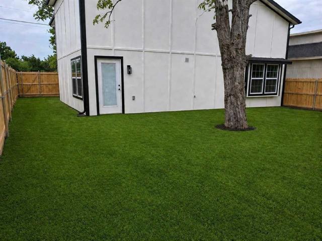 Building Photo - 2224 Hercules Dr
