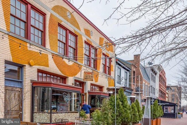 Building Photo - 1620 Massachusetts Ave SE