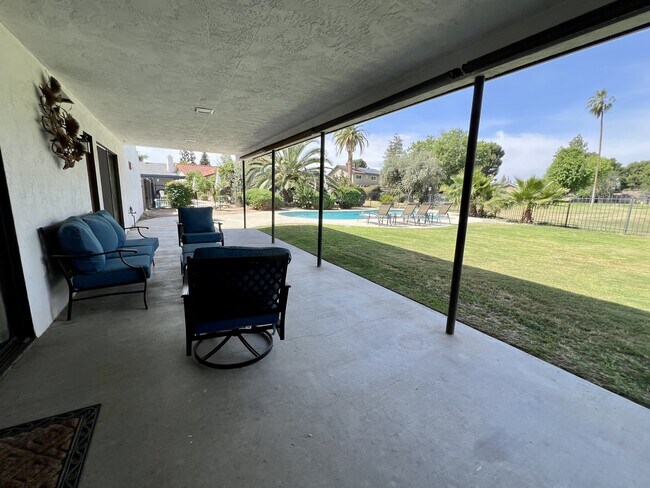 Building Photo - 6508 Landfair Dr