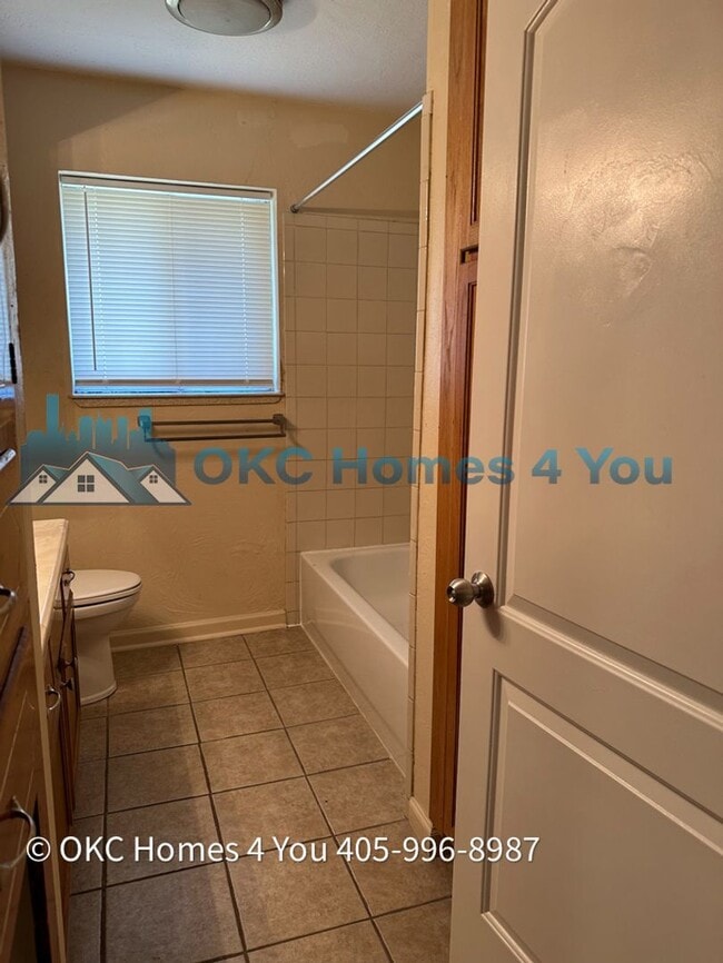 Building Photo - 3 Bedroom, 1 Bathroom Home in Bethany
