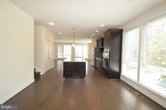 Building Photo - 408 Stabler Ln
