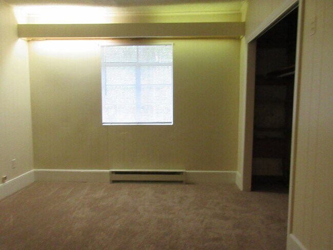 Building Photo - 25 Cuttino Rd